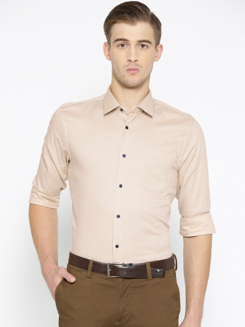 

Blackberrys Men Beige & Navy Blue Slim Fit Printed Formal Shirt