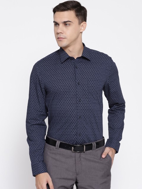 

Blackberrys Men Navy Blue Slim Fit Printed Casual Shirt