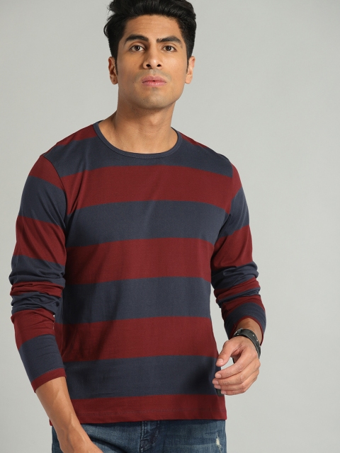 

Roadster Men Navy Blue & Maroon Striped Round Neck T-shirt