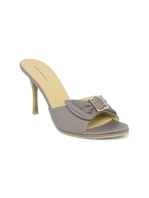 

HEATWAVE Women Grey Solid Heels