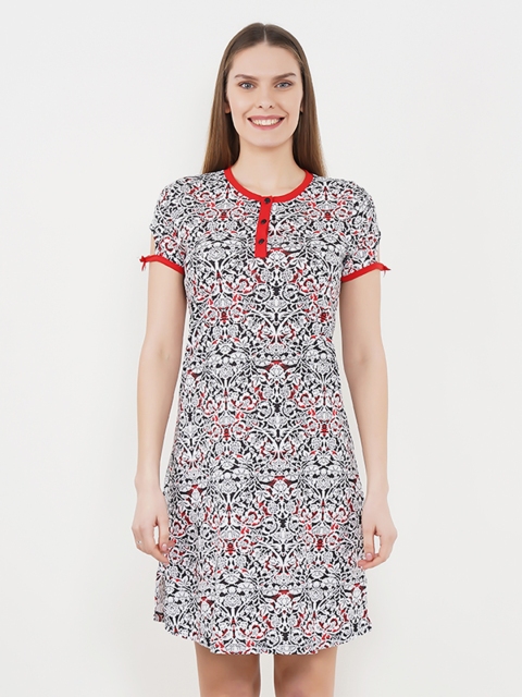 

Sweet Dreams White & Black Printed Nightdress