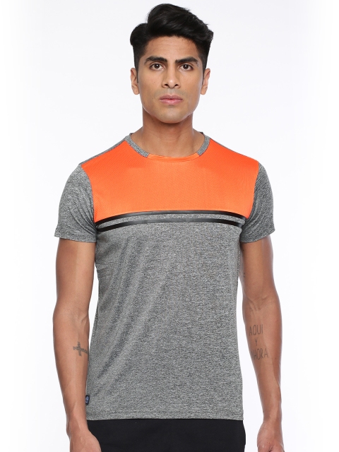 

Allen Solly Sport Men Grey Colourblocked Round Neck T-shirt