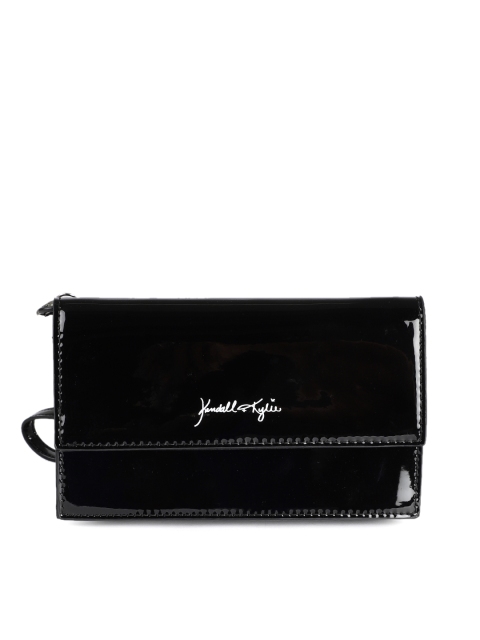 

FOREVER 21 Black Solid Clutch