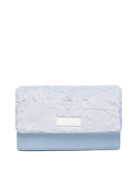 

FOREVER 21 Blue Solid Clutch