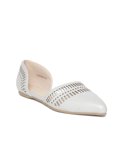 

Van Heusen Women Grey Laser Cuts Flats