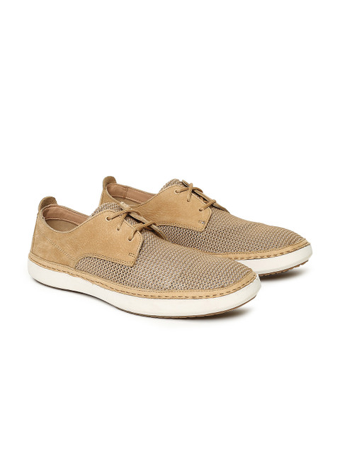 

Clarks Men Tan Brown Leather Sneakers