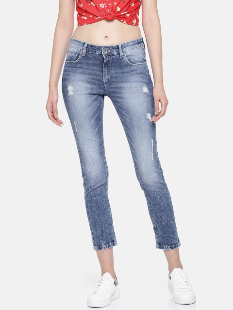 

Lee Cooper Women Blue Annie Slim Fit Mid-Rise Mildly Distressed Stretchable Cropped Jeans