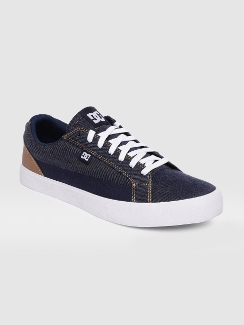 

DC Men Navy Blue Solid Sneakers