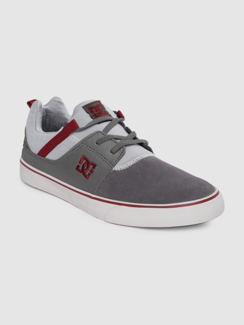 

DC Men Grey Leather Sneakers