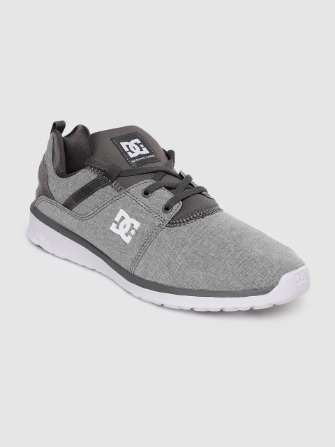 

DC Men Grey Solid Sneakers
