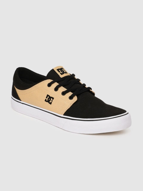 

DC Men Black & Beige Colourblocked Sneakers