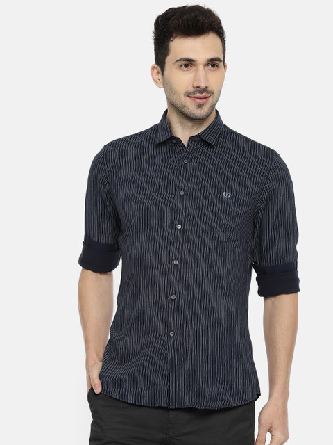 

Van Heusen Sport Men Navy Blue & White Slim Fit Striped Casual Shirt