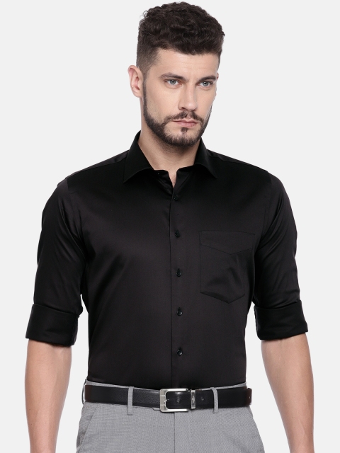 

Van Heusen Men Black Slim Fit Solid Formal Shirt