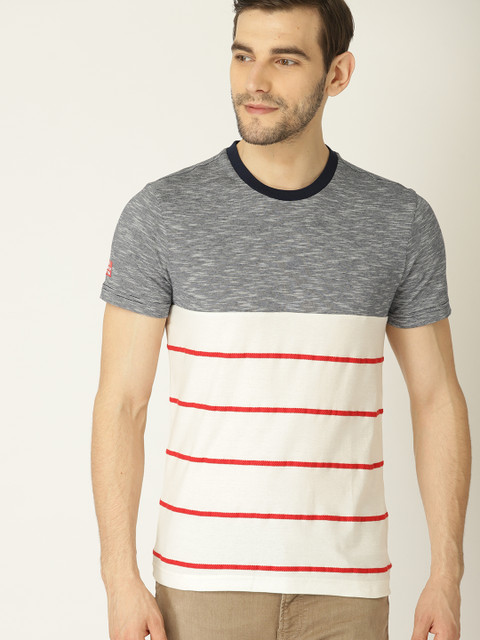 

United Colors of Benetton Men White & Navy Striped Round Neck T-shirt