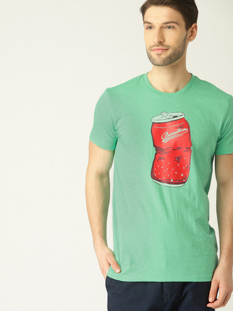 

United Colors of Benetton Men Green Printed Round Neck T-shirt