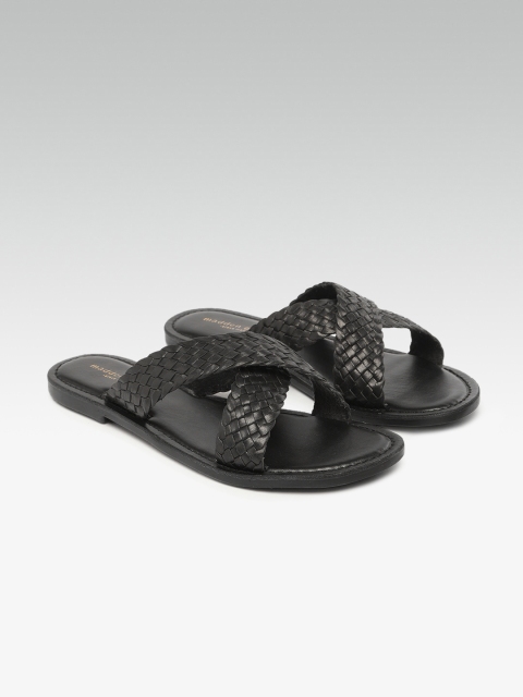

Steve Madden Women Black Solid Open Toe Flats