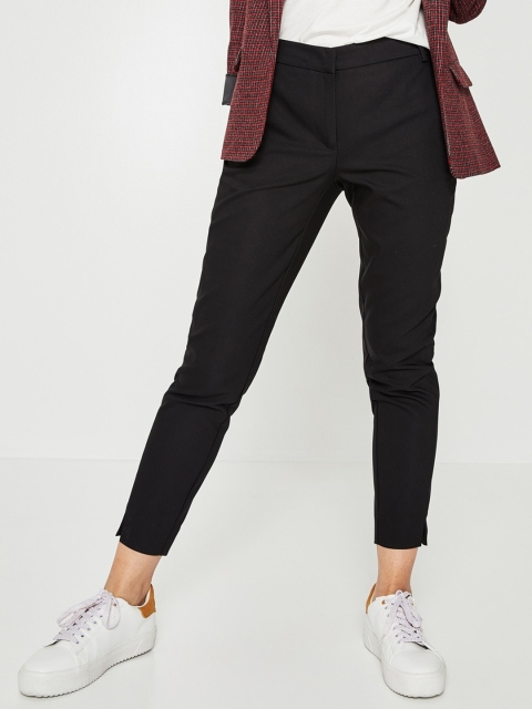 

promod Women Black Slim Fit Solid Regular Cropped Trousers