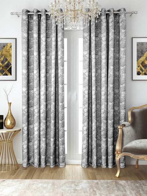 

Aura White & Black Single Door Curtain