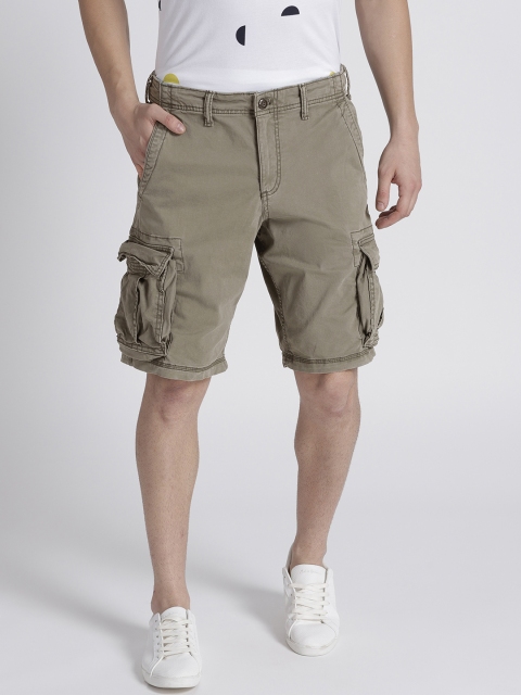 

GAP Men Olive Green Solid Regular Fit Cargo Shorts