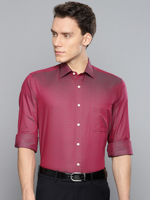 

Louis Philippe Men Maroon Slim Fit Self Design Formal Shirt