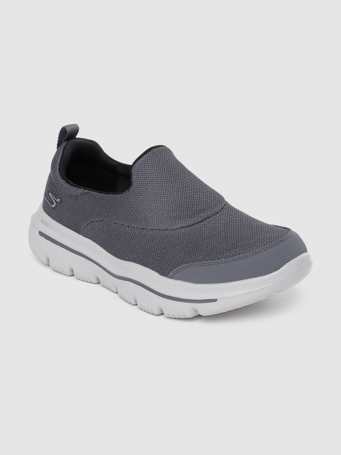 

Skechers Men Grey GO WALK EVOLUTION ULTRA-RAPID Walking Shoes
