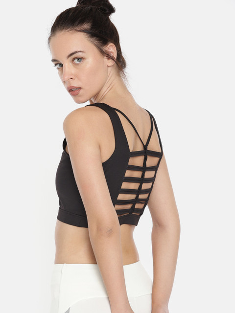

DressBerry DB Move Black Solid Non-Wired Lightly Padded Sports Bra DBMV-34-B