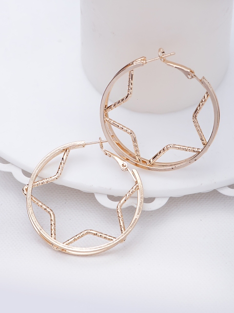 

justpeachy Gold-Toned Circular Hoop Earrings