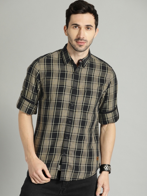 

Roadster Men Black & Khaki Regular Fit Checked Casual Shirt