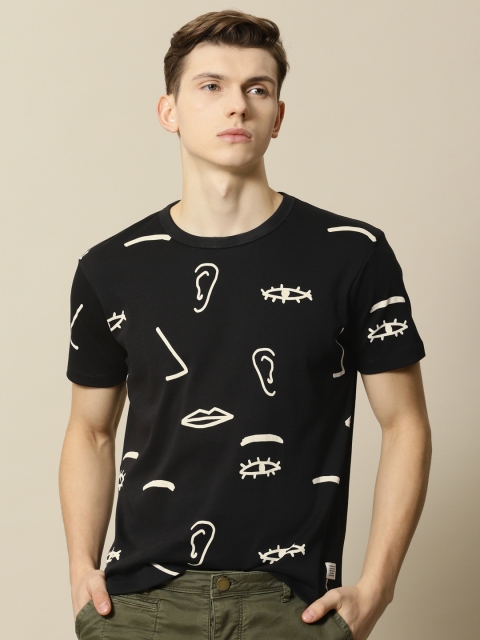 

Mr Bowerbird Men Black Printed Tailored Fit Round Neck T-shirt