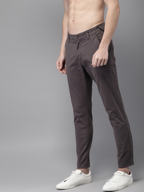 

HERE&NOW Men Grey Slim Fit Solid Chinos