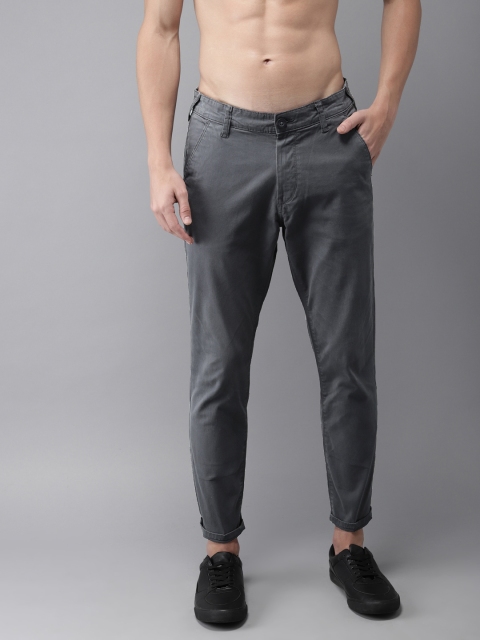 

HERE&NOW Men Charcoal Grey Slim Fit Solid Chinos