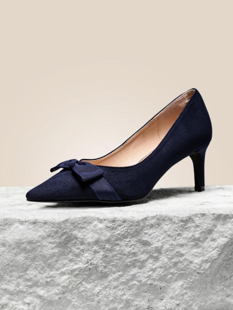 

her by invictus Women Navy Blue Solid Cushioned Pumps