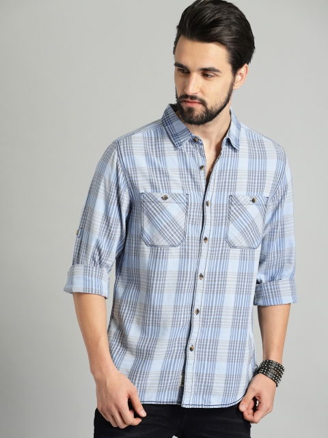 

Roadster Men Blue Regular Fit Checked Casual Shirt