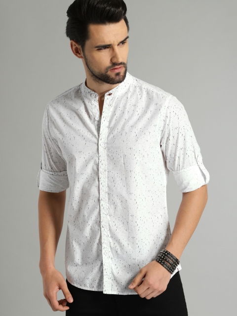 

Roadster Men White & Black Regular Fit Printed Casual Shirt