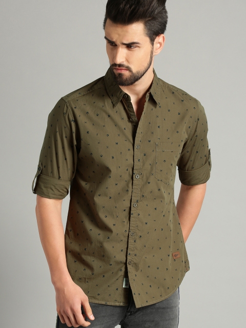 

Roadster Men Olive Green & Black Regular Fit Printed Cotton Casual Shirt