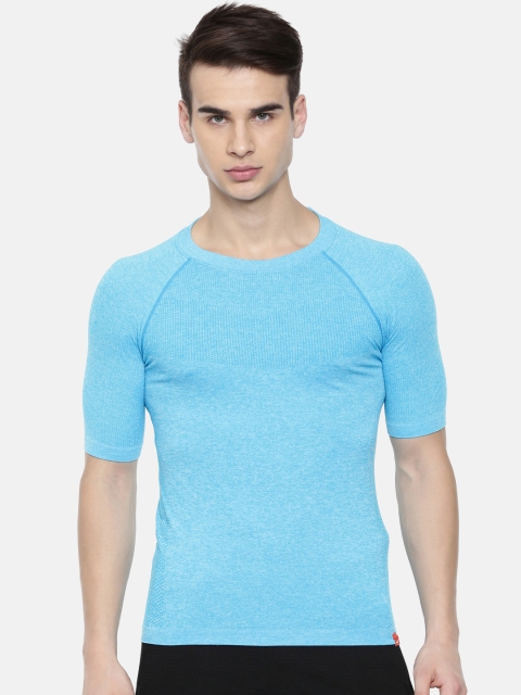 

Wildcraft Men Blue Solid Round Neck Seamless T-shirt