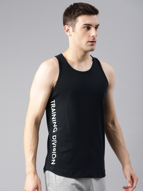 

HRX by Hrithik Roshan Men Black Solid Round Neck Bio-Wash Training Pure Cotton T-shirt