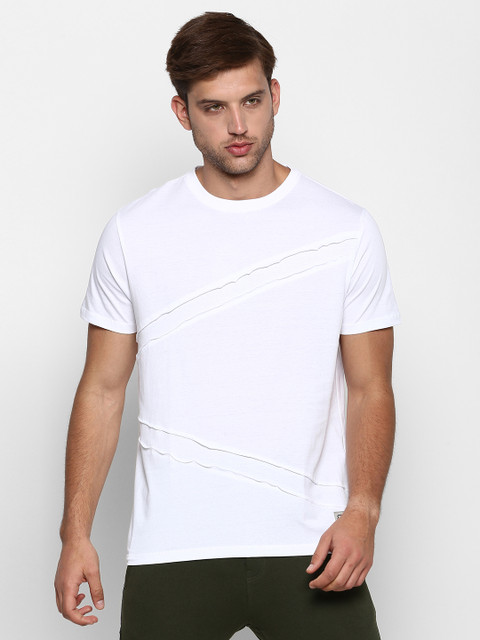 

SKULT by Shahid Kapoor Men White Solid Round Neck Pure Cotton T-shirt