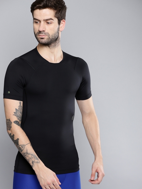 

UNDER ARMOUR Men Black Solid Rush Compression T-shirt