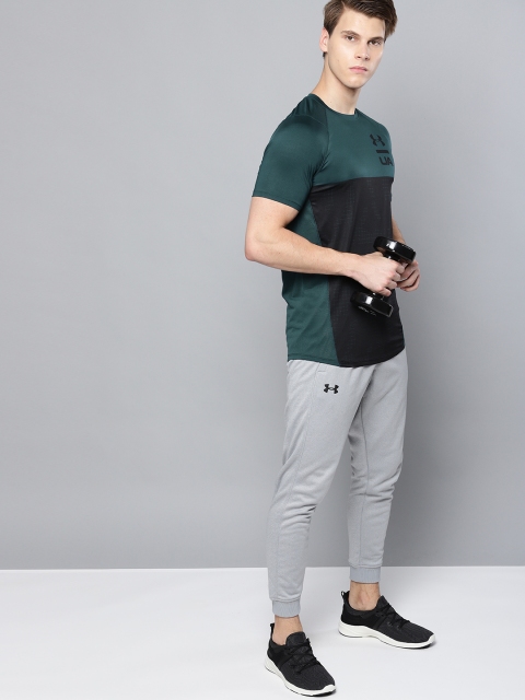 

UNDER ARMOUR Men Black & Teal Green MK1 Colourblocked Round Neck T-shirt