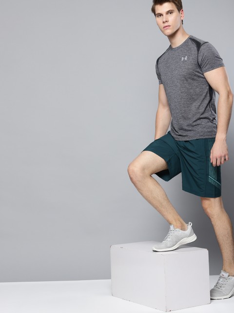 

UNDER ARMOUR Men Charcoal Grey Self-Design Streaker Twist 2.0 T-shirt