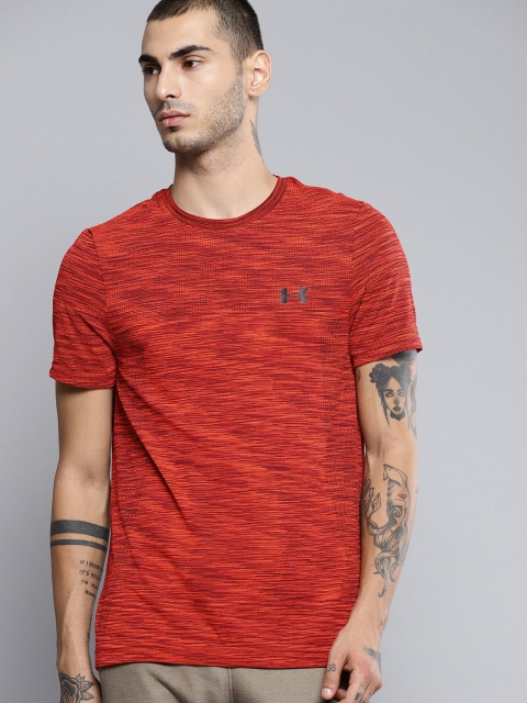 

UNDER ARMOUR Men Red Self Design Vanish Seamless T-shirt