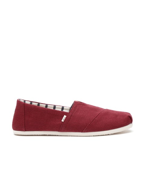 

TOMS Men Maroon Slip-On Sneakers