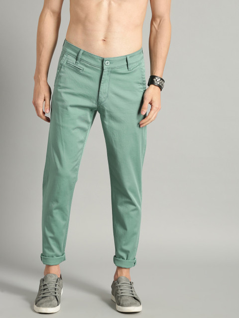 

Roadster Men Green Gard Regular Fit Solid Chinos