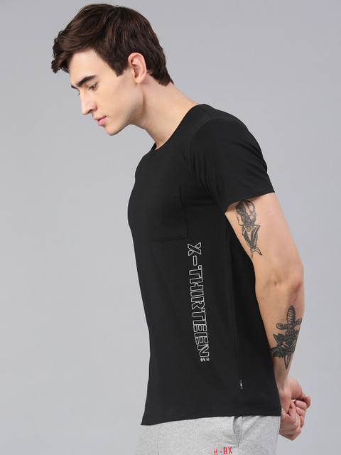 

HRX by Hrithik Roshan Men Black Solid Round Neck T-shirt