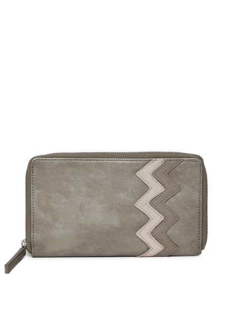 

Baggit Women Grey Solid Zip Around Wallet