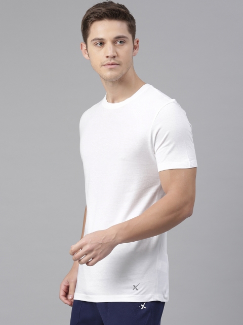 

HRX by Hrithik Roshan Men White Solid Round Neck Yoga T-shirt