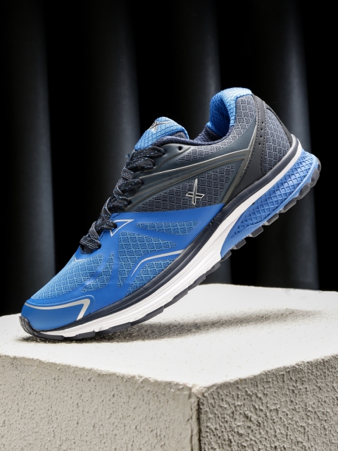 

HRX by Hrithik Roshan Men Blue Road Running Shoes