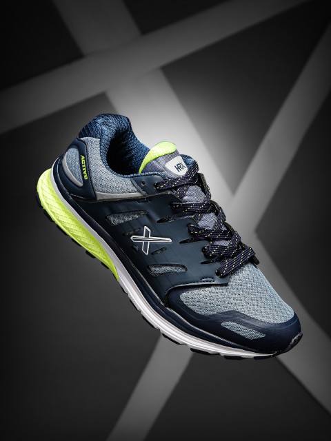 

HRX by Hrithik Roshan Men Blue Road Running Shoes
