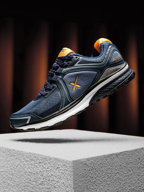 

HRX by Hrithik Roshan Men Navy Blue Road Running Shoes
